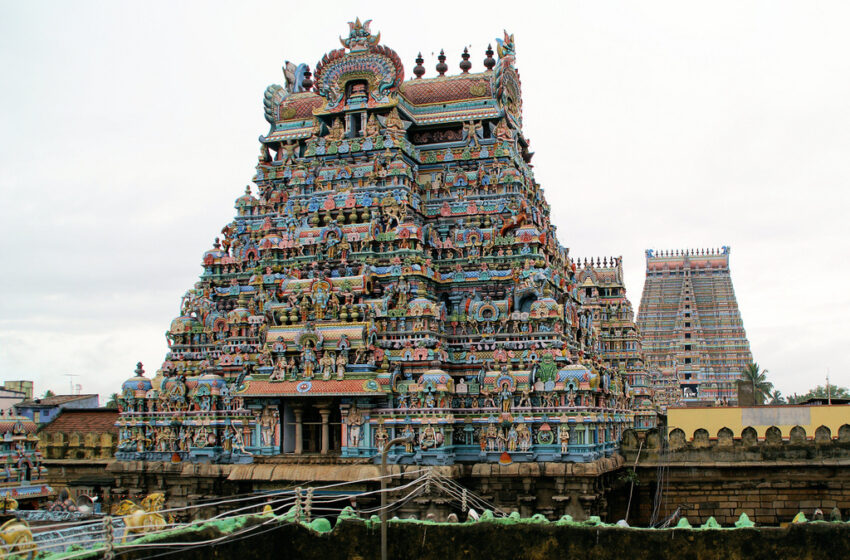  LARGEST HINDU TEMPLE IN INDIA