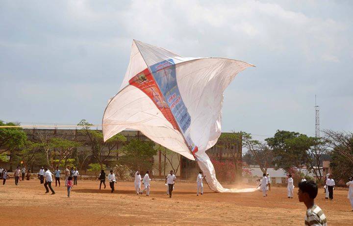  LARGEST BAMBOO KITE (INDIAN FIGHTER KITE)