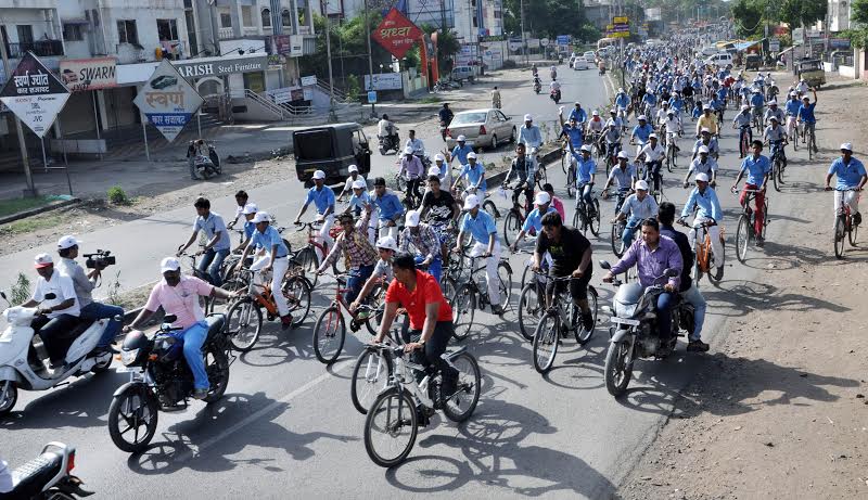  LARGEST BICYCLE RALLY