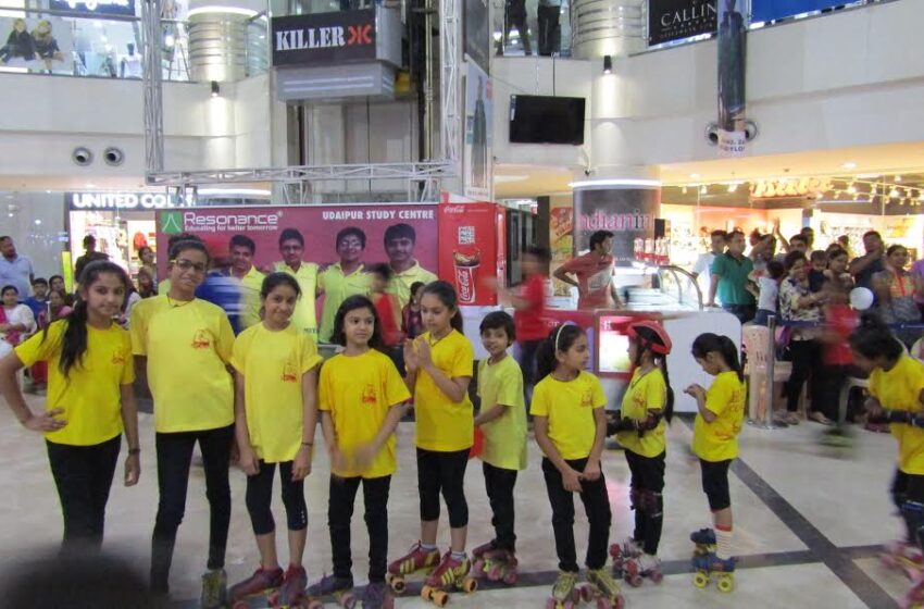  NON STOP SKATING BY GIRLS TO SUPPORT SAVE GIRL CHILD