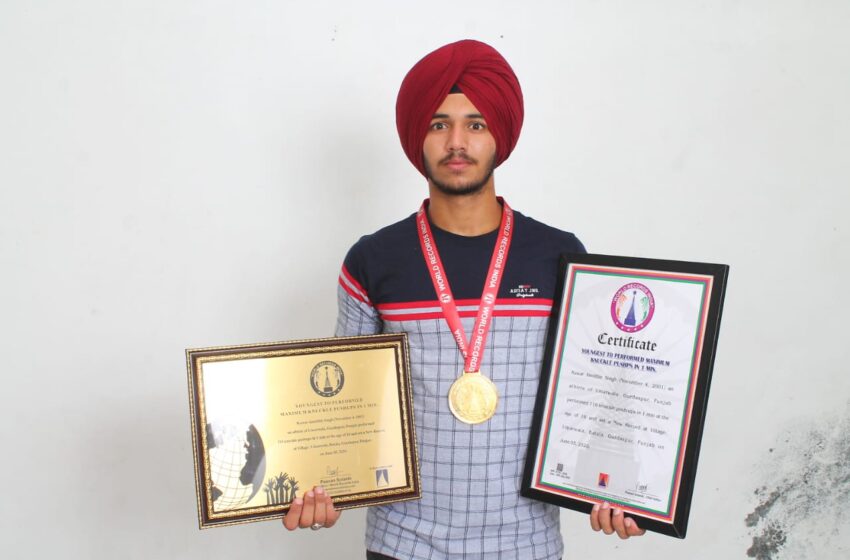  YOUNGEST TO PERFORMED MAXIMUM KNUCKLE PUSHPS IN 1 MIN.