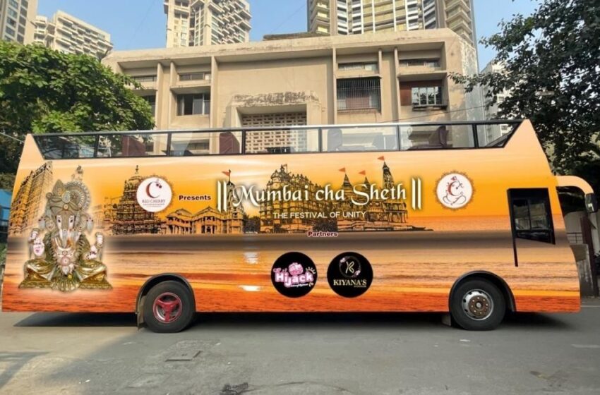  FIRST MOVING GANPATI IDOL ON DOUBLE DECKER BUS