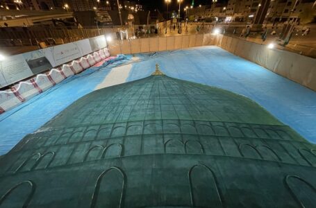 WORLD’S LARGEST OIL PAINTING ON CLOTH BY AN INDIVIDUAL ARTIST