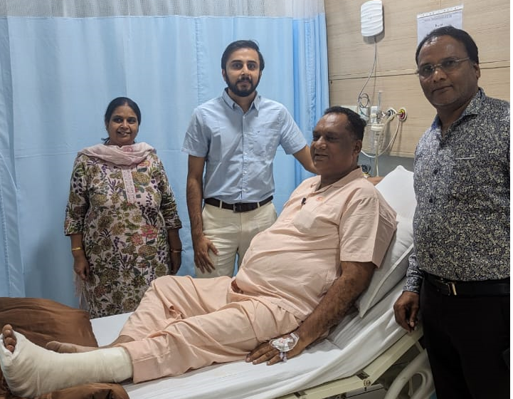 YOUNGEST SURGEON TO PERFORM TOTAL ANKLE REPLACEMENT