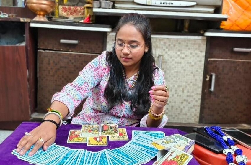  YOUNGEST GIRL TO BECOME AN OCULIST