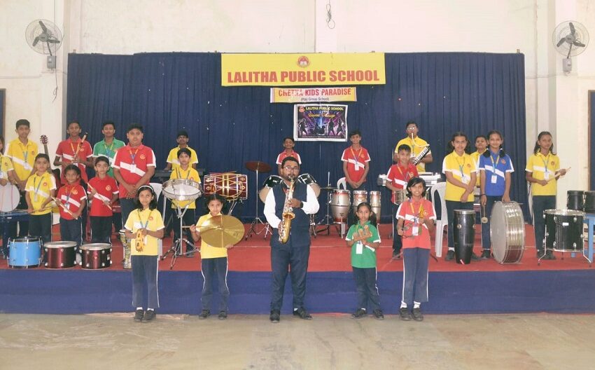  LONGEST NON-STOP MUSICAL INSTRUMENT PERFORMANCE BY STUDENTS
