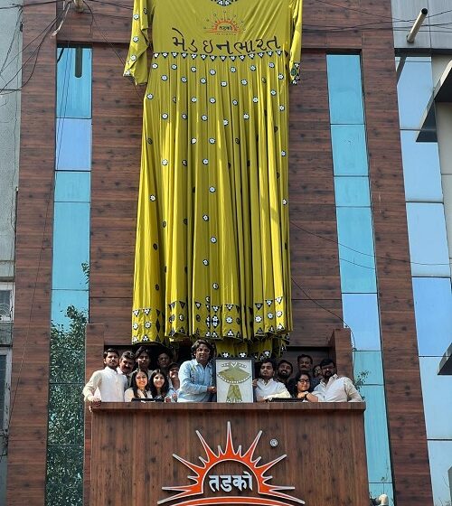  WORLD’S LARGEST HANDMADE LADIES KURTI SET