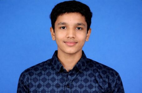 YOUNGEST PHILATELIST TO WIN A GOLD MEDAL IN AN INTERNATIONAL PHILATELIC EXHIBITION