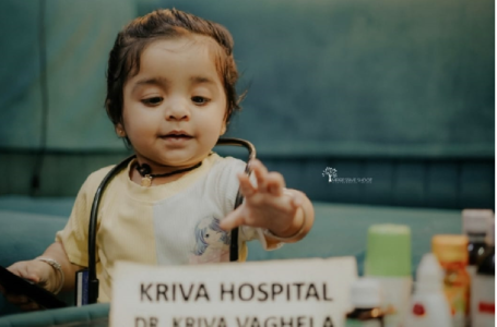 TODDLER GIRL IDENTIFIES BODY PARTS