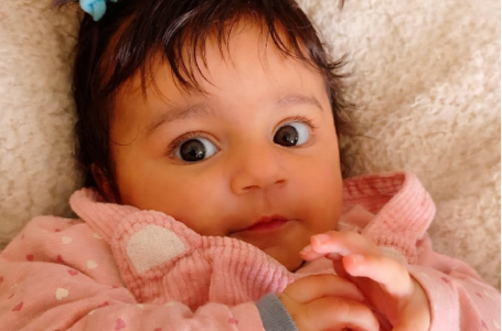 LONGEST TIME STANDING WITH SUPPORT BY AN INFANT GIRL