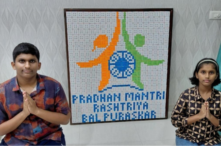 MOST MOSAIC ARTWORKS CREATED USING 3×3×3 PUZZLE CUBES BY SIBLINGS